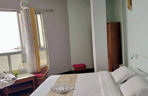 Pelling Hotel | Hotel Valley View by Ravongla Star