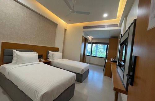 Jalna Hotel | hotel with AC in Jalna - 18 bedrooms for a relaxing stay