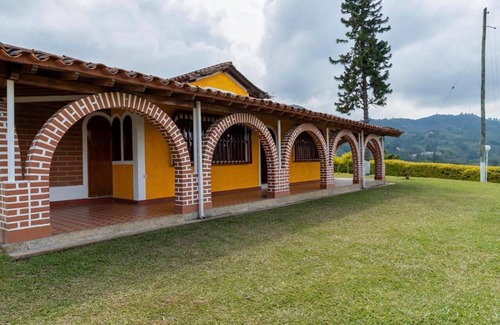 Guatape Hotel | HOTEL WITH POOL IN GUATAPE