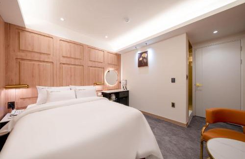 Yeongtong-gu Hotel | HotelInsta Main Branch
