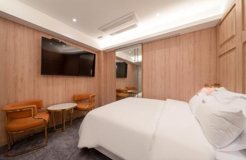 Yeongtong-gu Hotel | HotelInsta Main Branch