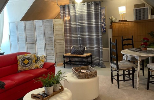 Oxford Apartment | Hotty Toddy On The Hill