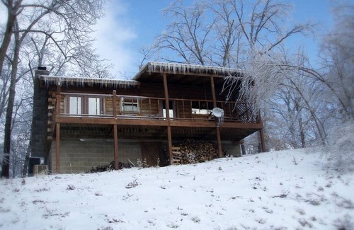 Eureka Springs House | House ∙ 1 bedroom ∙ 2 guests