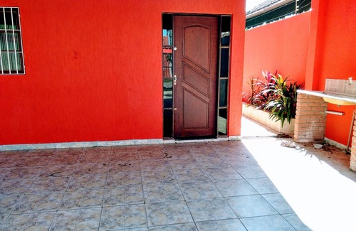 Maracana House | HOUSE 4 SLEEPS, 3 BATHROOMS, BBQ, WIFI, 120M FROM THE BEACH. BAL. MARACANÃ, PGDE