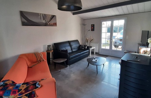Saint-Hilaire-de-Riez House | House, 400m from the corniche, from the beach, 8p, with swimming pool