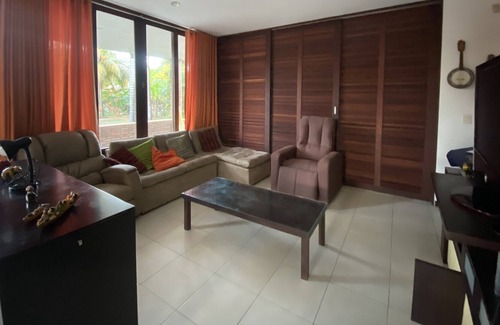 Pajucara House | House
