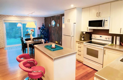 Labelle Ski Chalet | House