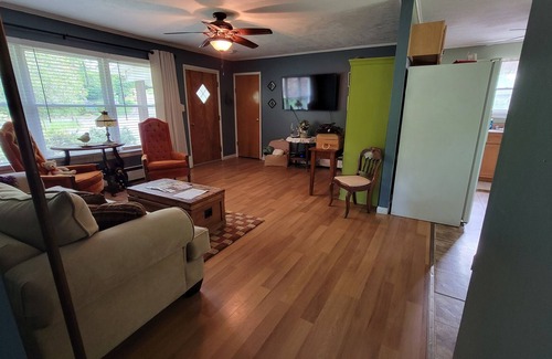 Queensbury House | House close to Lake George and all the excitment!