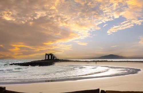 Puerto Villamil House | House