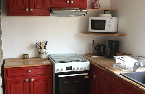 Montfarville House | House for four 10min walk from the beach