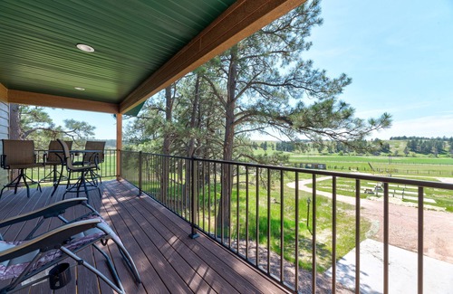 Crook County House | House for relaxing in the pines!