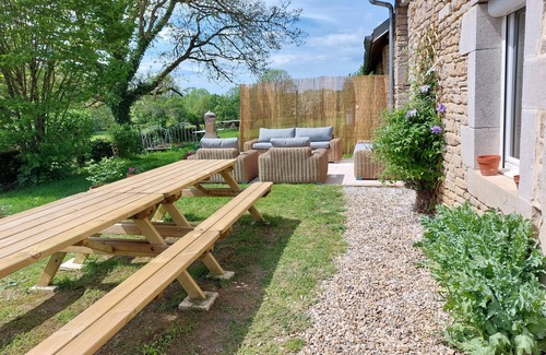 Echannay House | House ideally located near lakes, hiking trails and historical sites