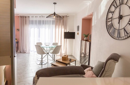Muzillac House | House ideally located in the center of Muzillac and 5 km from the beaches by bikeo.