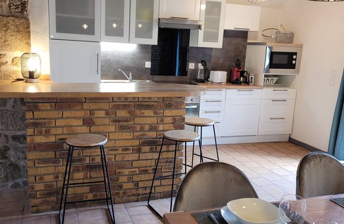 Quintin House | House in a town of character between land and sea