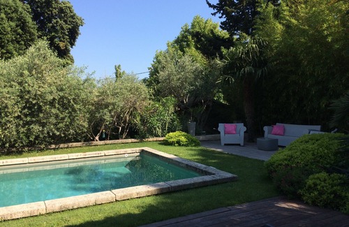 Villeneuve-les-Avignon House | House in Provence. Orangery, great comfort. Villeneuve les Avignon.
