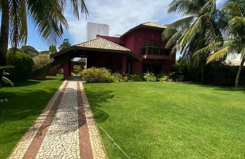 Jaua House | HOUSE IN INTERLAGOS, WITH DOUBLE PLOT, SWIMMING POOL, BARBECUE AND BEAUTIFUL GARDEN
