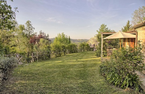 Ostra House | House in Ostra with private pool