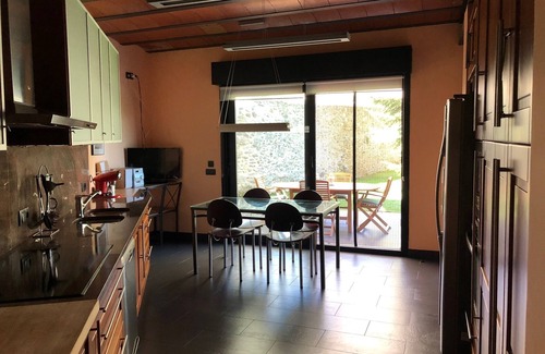 Vilallobent House | House in the center of town, ideal for 2 families