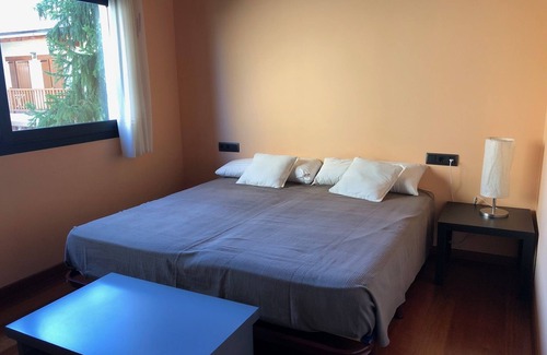 Vilallobent House | House in the center of town, ideal for 2 families
