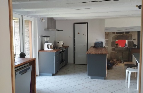 Aix-la-Fayette House | House in the open air, 1000 m'altitude