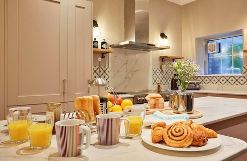 Tideswell Cottage | House in Tideswell near Peak District Trails