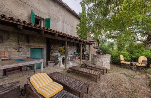 Vergato House | House in Vergato with Treehouse & BBQ