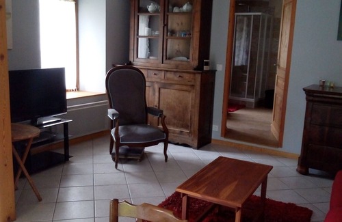 LʼArgentiere-la-Bessee House | House, large balcony with stairs down to the garden.
