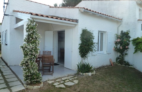 Sainte-Marie-de-Re House | House: La Noue (Sainte Marie de Ré)