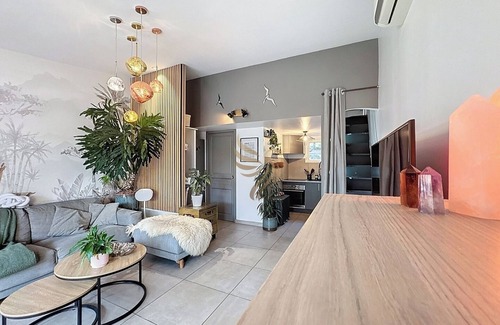 Biot House | House La Palmeraie 4p-Garden-wifi-park-jacuzzi