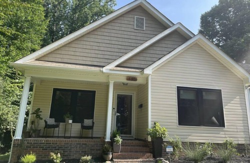 Oakhurst House | House Near Downtown Charlotte