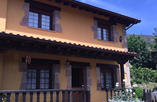 Celis House | House near the Cueva del Soplao, the beach and San Sebastian de Garabandal.