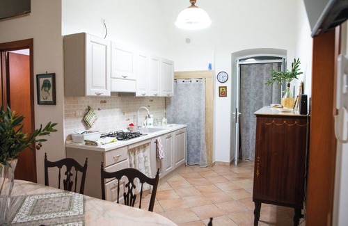 Mola di Bari Apartment | House of 64 square meters on the ground floor and only 50 mt from the center, a stone's throw from the sea!