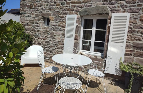 Plouezec House | HOUSE OF FISHERMAN IN DEPTH AND A 50 M OF GR34 AND 100M OF THE SEA VIEW