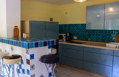 Brohl-Lutzing Apartment | House of Gemstones - Holiday apartment downstairs