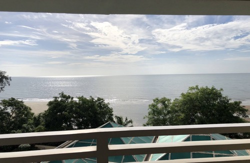 Cha-am Condo | House of Serenity @ Grand Condotel Cha Am beach front