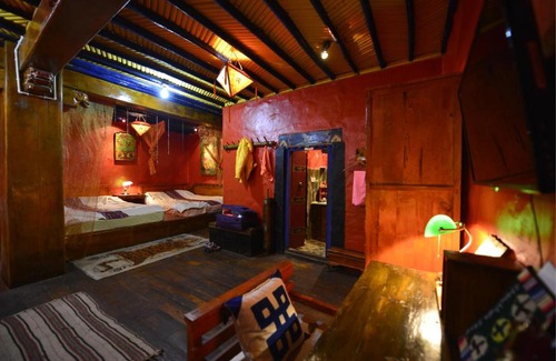 Chengguan District House | House Of Shambhala