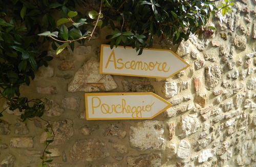 Narni Scalo House | House of the Olive Grove (Narni Sotterranea with free parking)