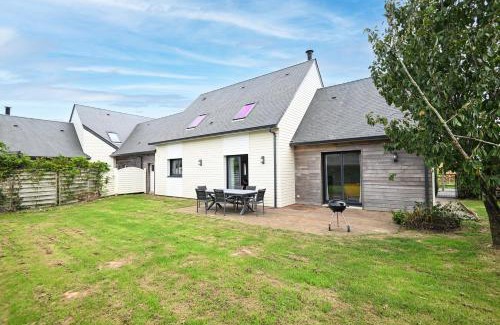 Tracy-sur-Mer House | House of Travels - Proche Plage