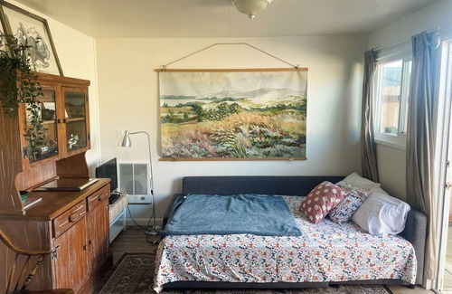 Baywood Park House | House on Bay, dogs, kids, kitchen, great location