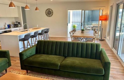 Wodonga House | House on the hill