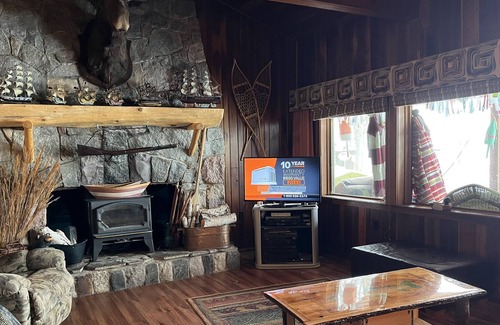 Cheboygan County House | House on the Lake! Enjoy swimming, golfing, skiing, and more.