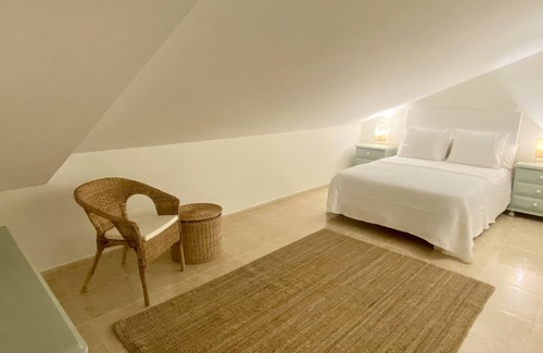 Valdovino House | House on Valdoviño sea front with stunning panaromic views only 80m from beach
