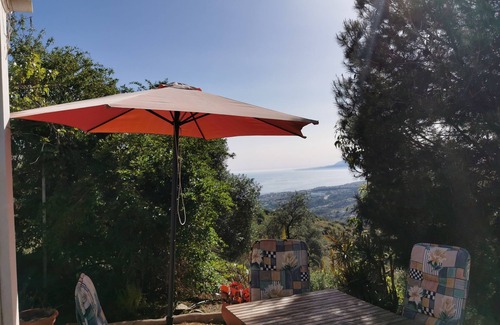 Rincon de la Victoria House | House overlooking the sea and Malaga