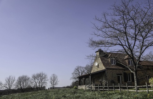 Loubejac House | House overlooking the valley