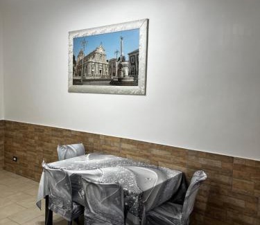 Monte Po-Nesima-San Leone-Rapisardi Apartment | House Pavarotti