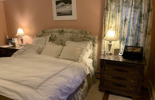 Flanders House | HOUSE ,POOL , NEARBY BEACHES , GOLFING, WINE TASTING , SHOPPING ,FINE DINING,