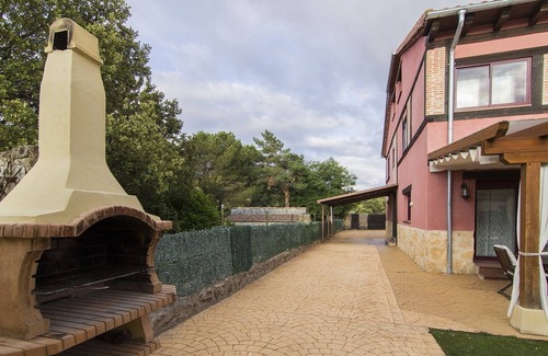 Revenga Cottage | House to enjoy with family and friends just 8 minutes from downtown Segovia.