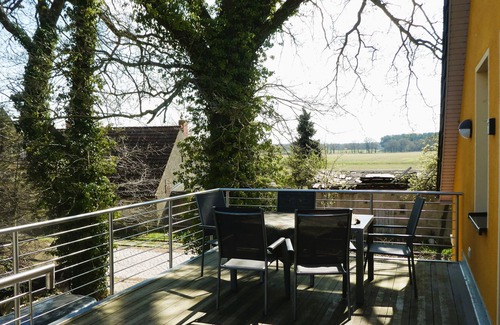 Luckow Apartment | House under the oaks, apartment for 7 persons - Haus unter den Eichen
