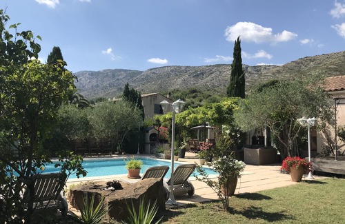 Puyloubier House | house /villa - 6 rooms - 6/7 persons