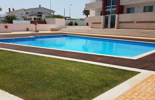 Barra Apartment | House with shared pool and garage 100 meters from the beach and overlooking the Ria